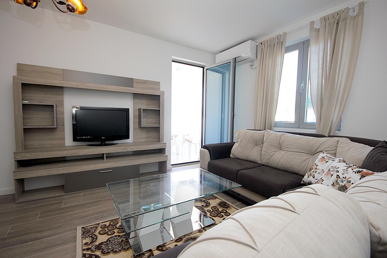 דוברה וודה Apartment Melina מראה חיצוני תמונה